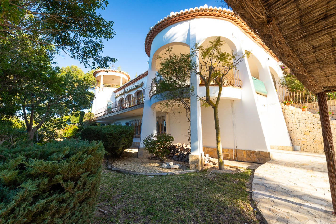 Chalet independiente en Jávea - Reventa