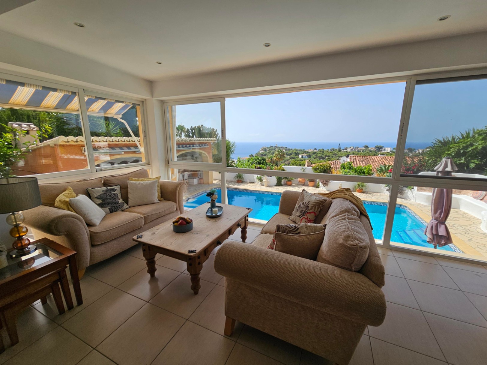 Detached Villa in Jávea - Resale